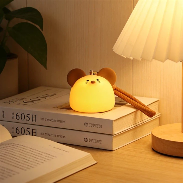 Mini Yellow ouse night lamp