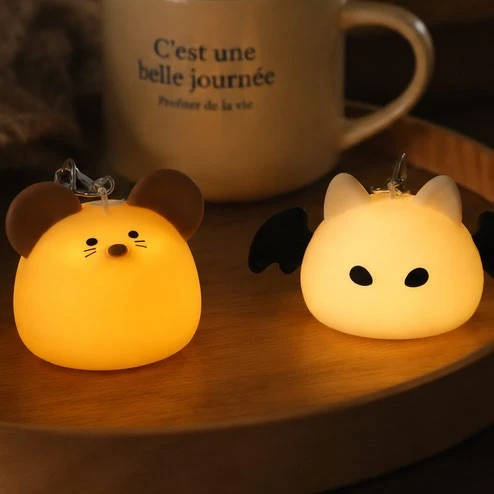Mouse-and-Bat-Combination-Silicone-Night-Lamp2